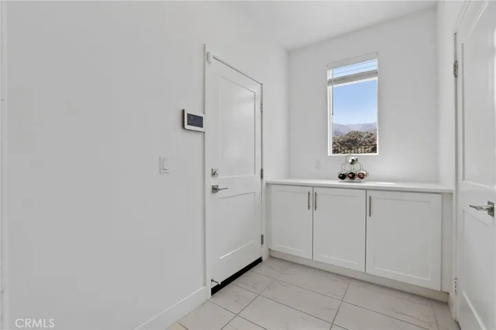 1980 Pienza Circle, Corona, California 92882