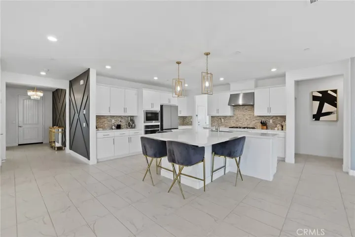 1980 Pienza Circle, Corona, California 92882
