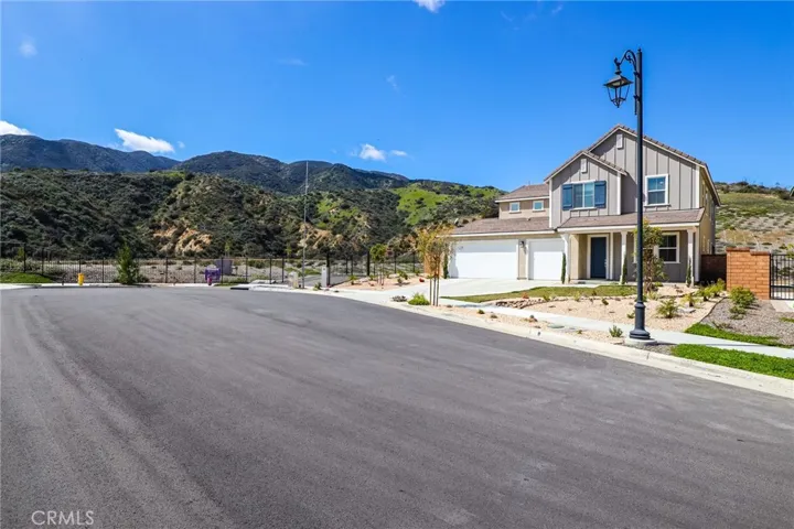 1980 Pienza Circle, Corona, California 92882