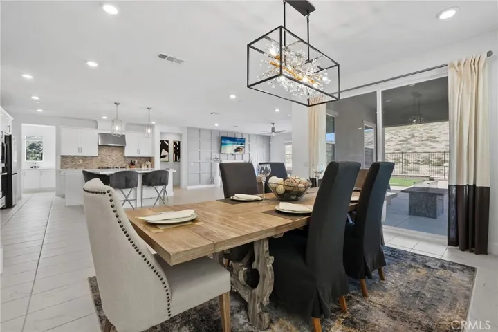 1980 Pienza Circle, Corona, California 92882