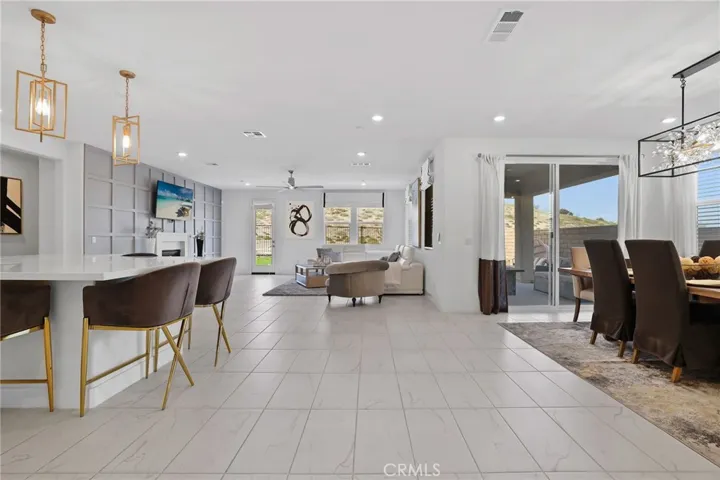 1980 Pienza Circle, Corona, California 92882