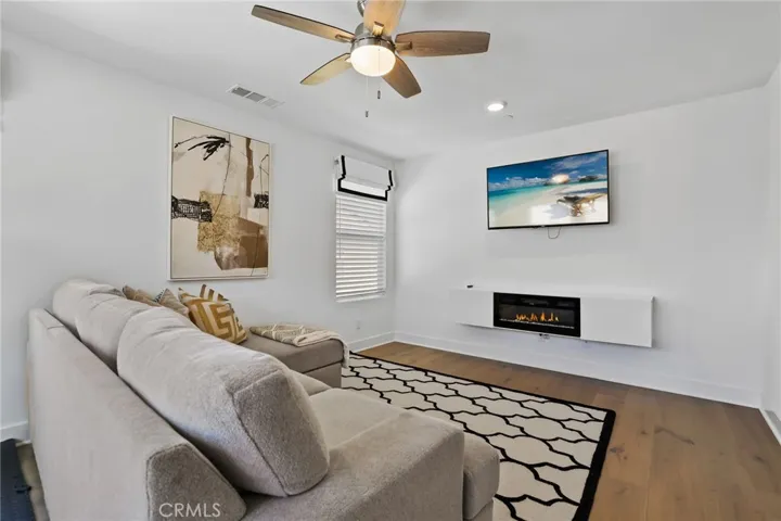 1980 Pienza Circle, Corona, California 92882
