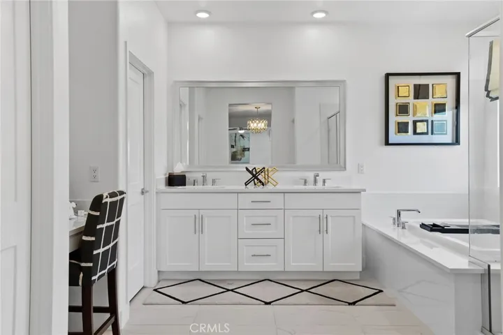 1980 Pienza Circle, Corona, California 92882