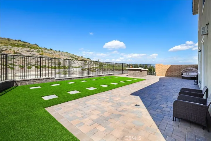 1980 Pienza Circle, Corona, California 92882
