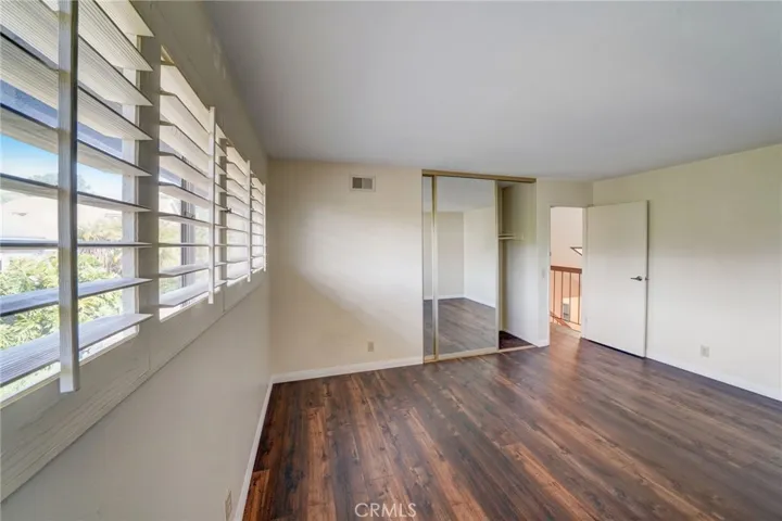 Upstairs 3rd bedroom.