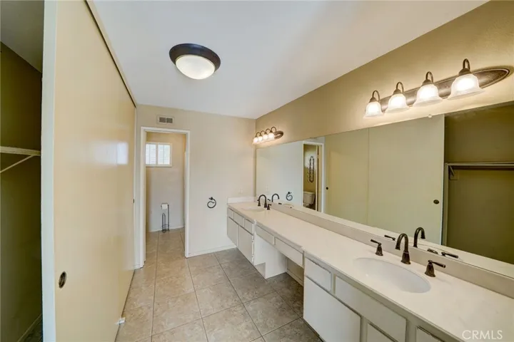 Master bathroom.