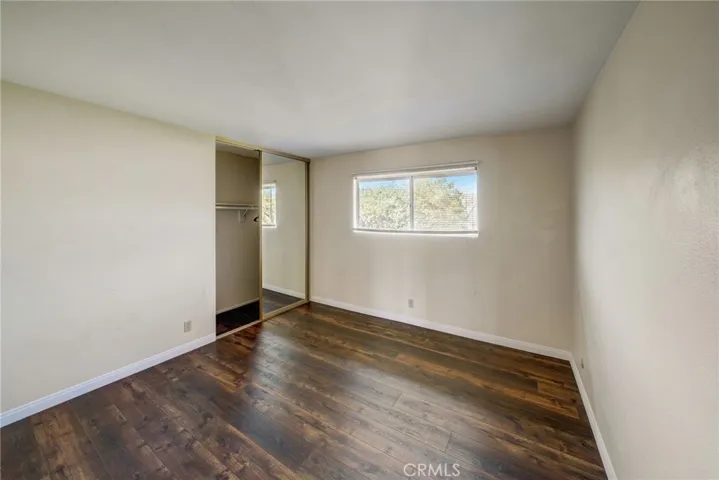 Upstairs middle bedroom.