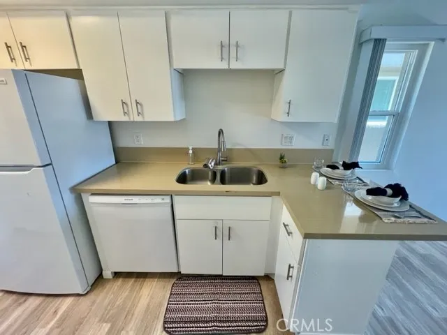 44220 San Pablo Avenue 2, Palm Desert, California 92260