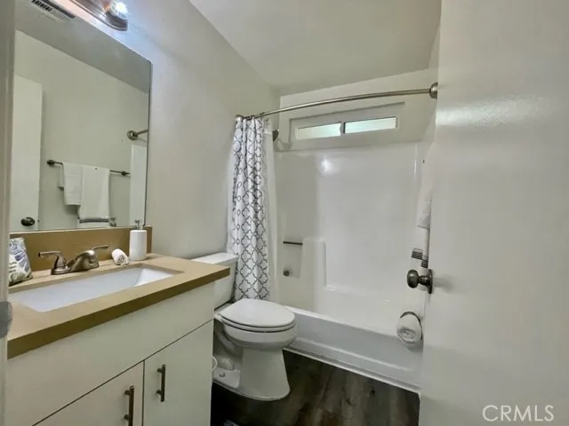 44220 San Pablo Avenue 2, Palm Desert, California 92260