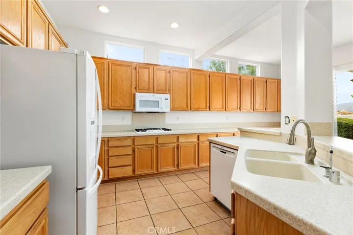 4882 Nairn Avenue, Banning, California 92220