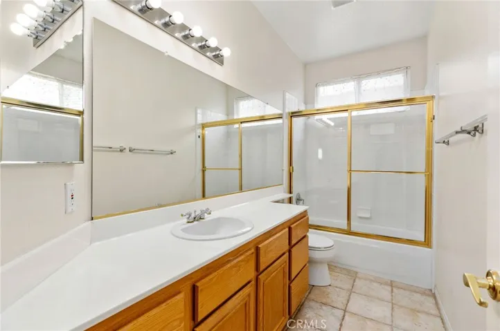 4882 Nairn Avenue, Banning, California 92220
