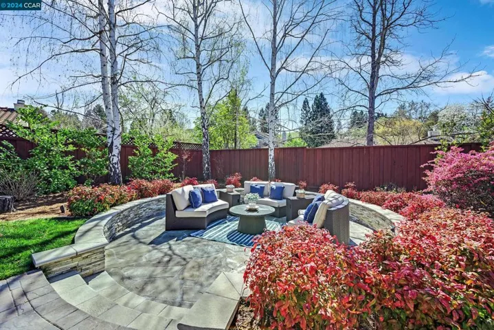 100 Carole Meadows Ct, Danville, California 94506-6118