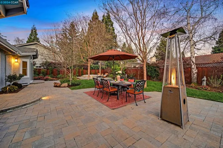 100 Carole Meadows Ct, Danville, California 94506-6118