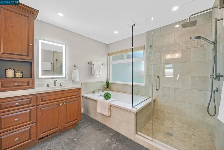 100 Carole Meadows Ct, Danville, California 94506-6118