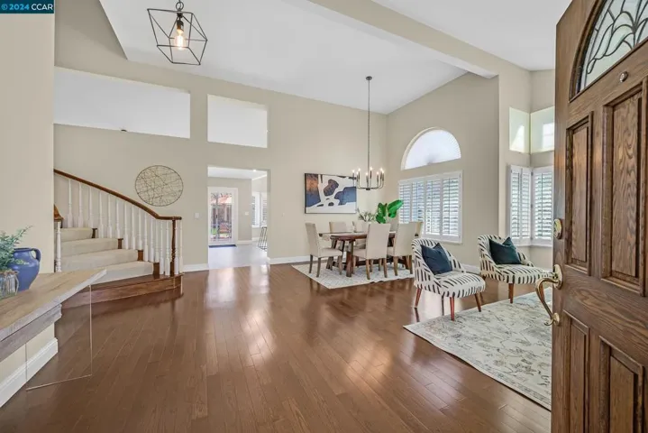 100 Carole Meadows Ct, Danville, California 94506-6118