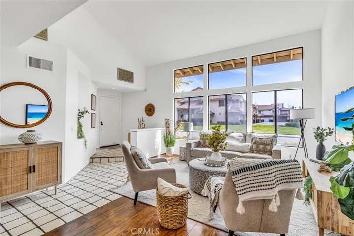9792 Hampton Court, Fountain Valley, California 92708