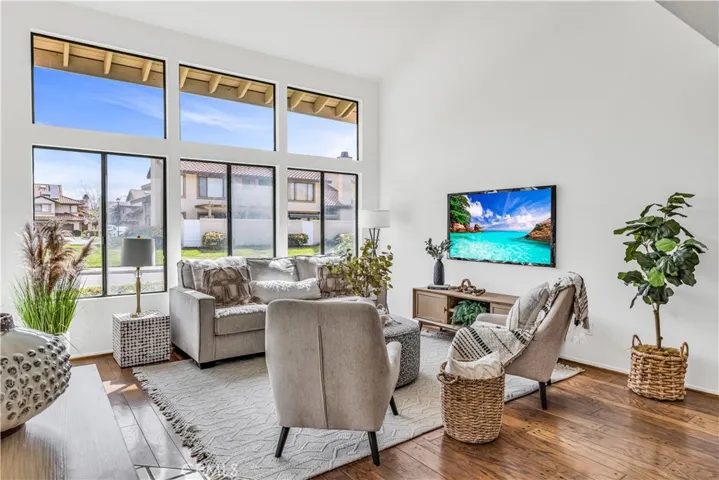 9792 Hampton Court, Fountain Valley, California 92708