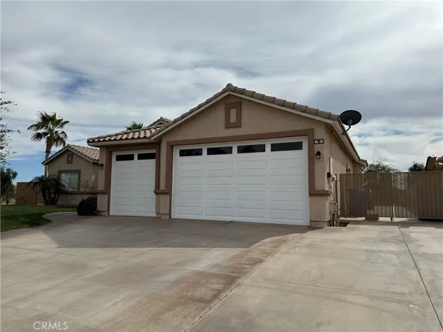 Front House Right Side Gate