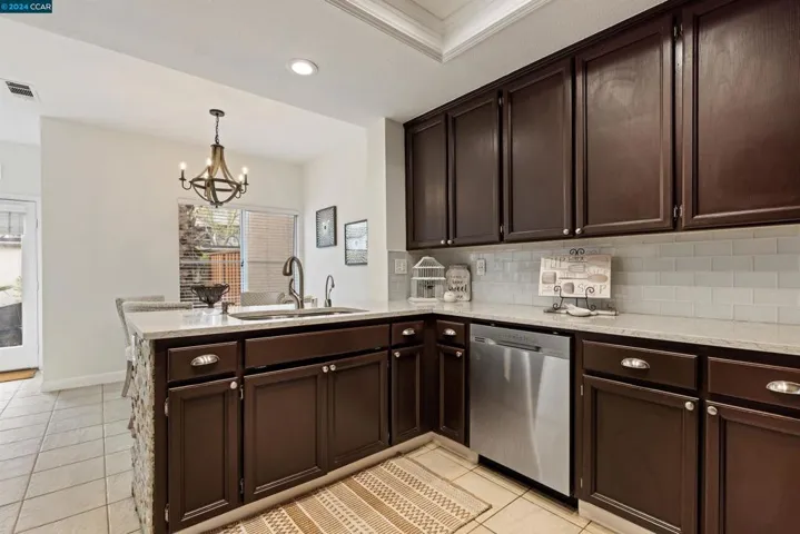 6204 Lakeview Circle, San Ramon, California 94582