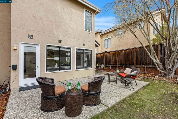 6204 Lakeview Circle, San Ramon, California 94582