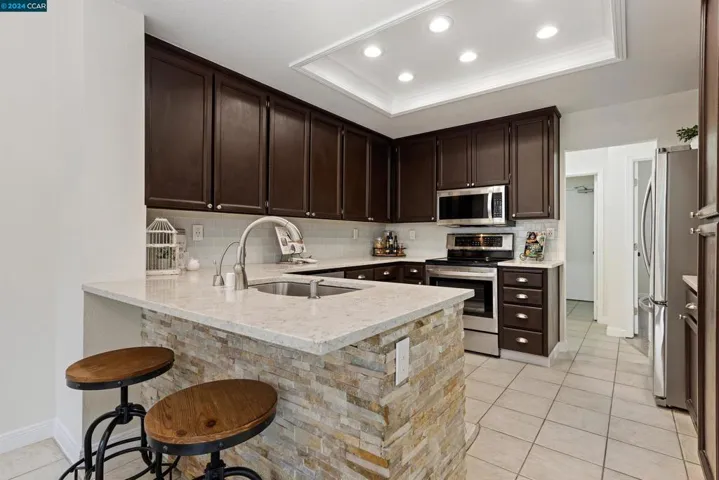 6204 Lakeview Circle, San Ramon, California 94582