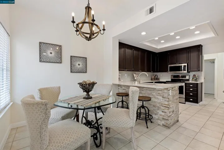 6204 Lakeview Circle, San Ramon, California 94582