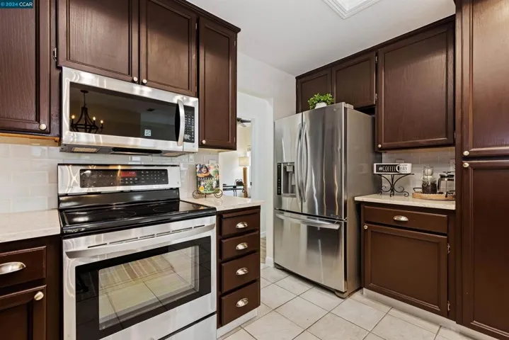 6204 Lakeview Circle, San Ramon, California 94582