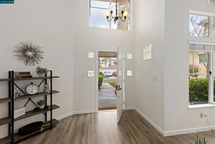 6204 Lakeview Circle, San Ramon, California 94582