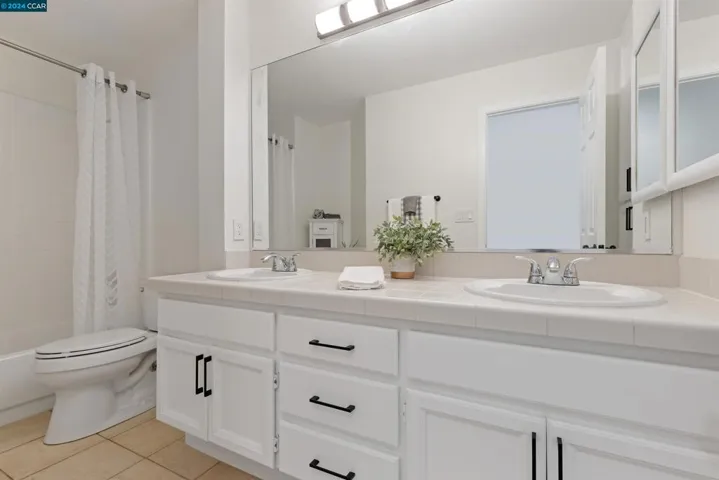6204 Lakeview Circle, San Ramon, California 94582