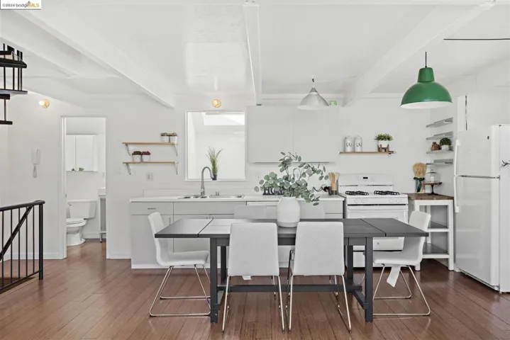 1450 4th 1, Berkeley, California 94710-1328