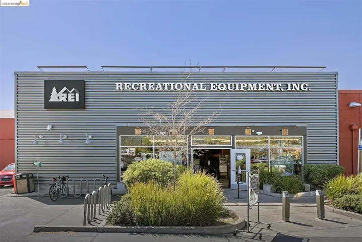 1450 4th 1, Berkeley, California 94710-1328
