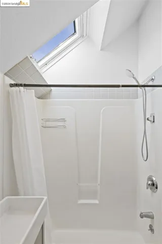 1450 4th 1, Berkeley, California 94710-1328