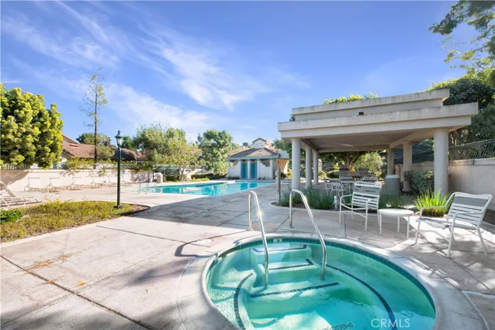 27369 Via Capri, San Juan Capistrano, California 92675