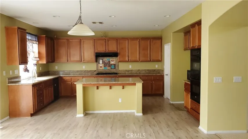 1754 Beacon Court, San Jacinto, California 92582