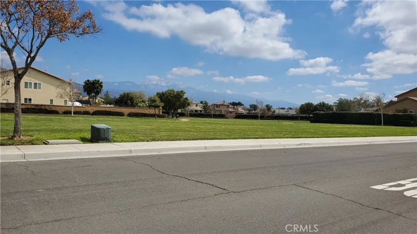 1754 Beacon Court, San Jacinto, California 92582