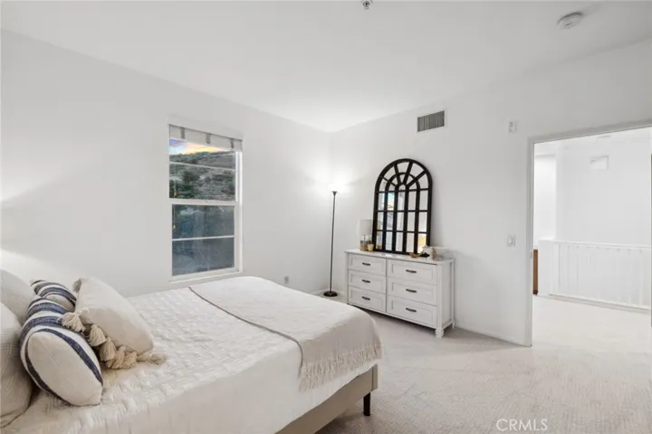 17 Baccus, Ladera Ranch, California 92694