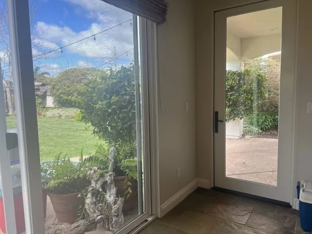7418 Sitio Montilla, Carlsbad, California 92009