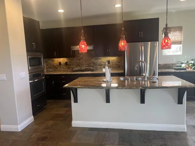 7418 Sitio Montilla, Carlsbad, California 92009