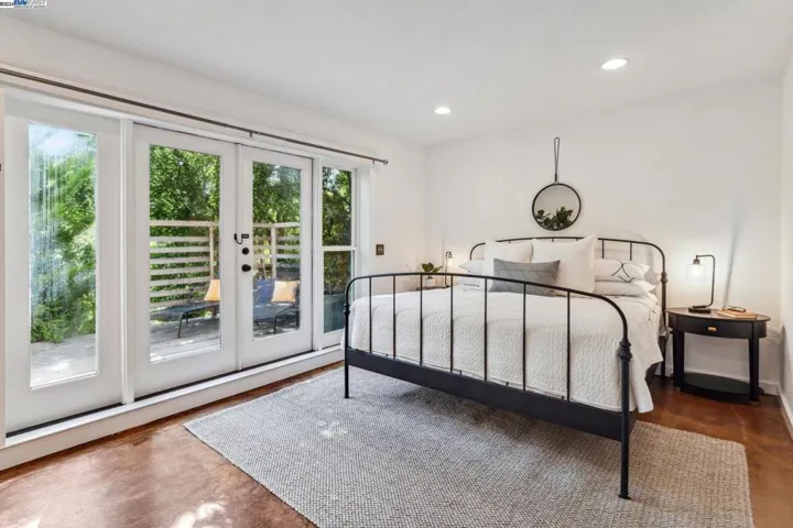 497 Clark Street, Crockett, California 94525