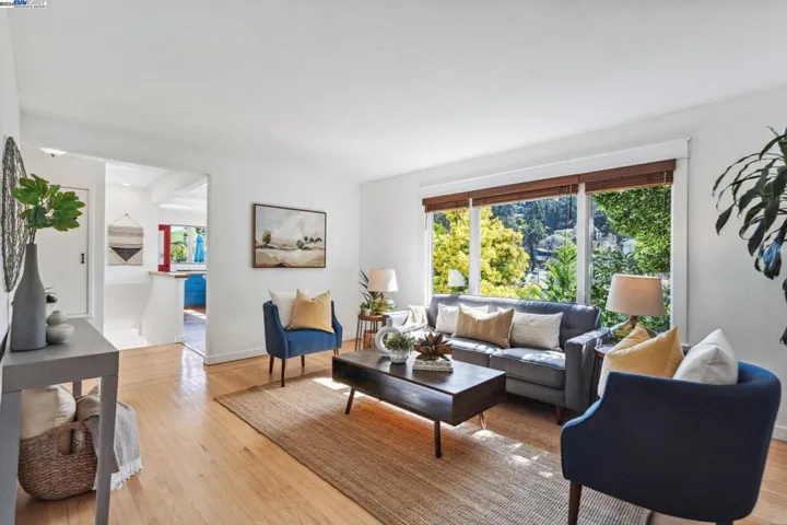 497 Clark Street, Crockett, California 94525