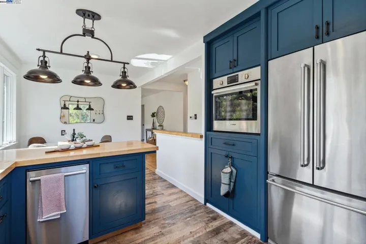 497 Clark Street, Crockett, California 94525