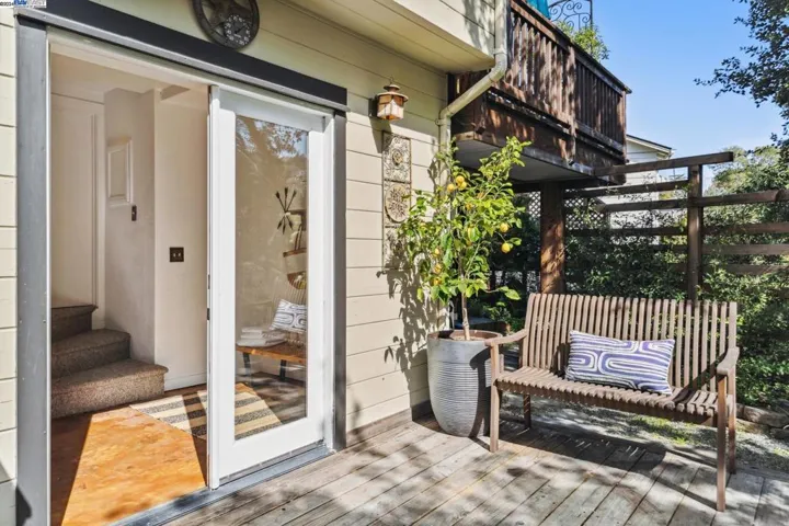 497 Clark Street, Crockett, California 94525