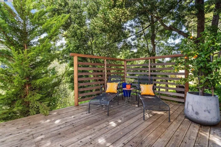 497 Clark Street, Crockett, California 94525