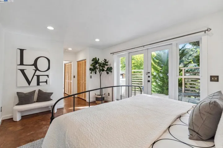 497 Clark Street, Crockett, California 94525