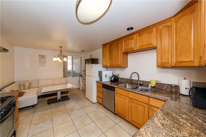 3555 W Ball Road, Anaheim, California 92804