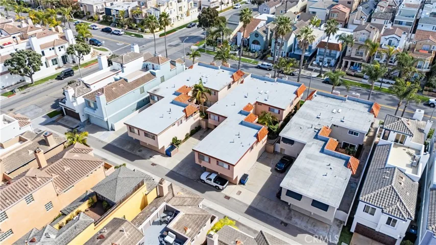 317 22nd Street, Huntington Beach, California 92648