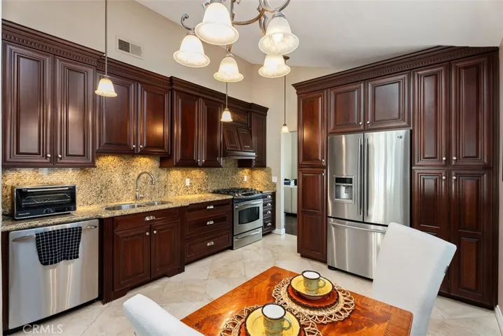 27158 Ayamonte, Mission Viejo, California 92692
