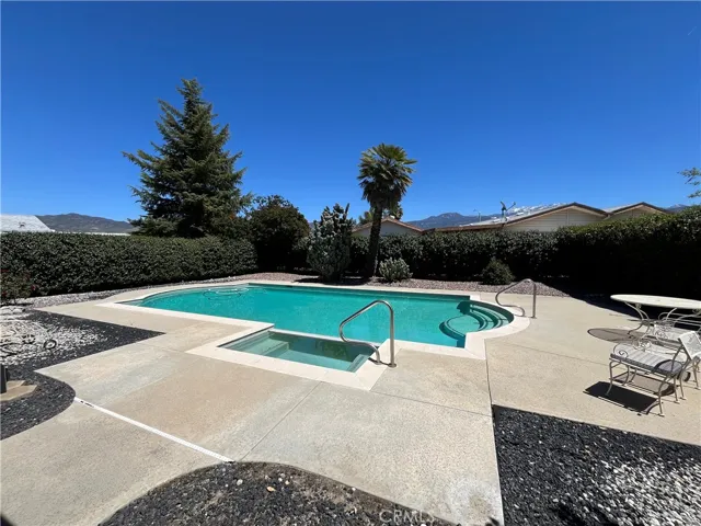Gorgeous pool/spa.  The envy of the neighborhood.
