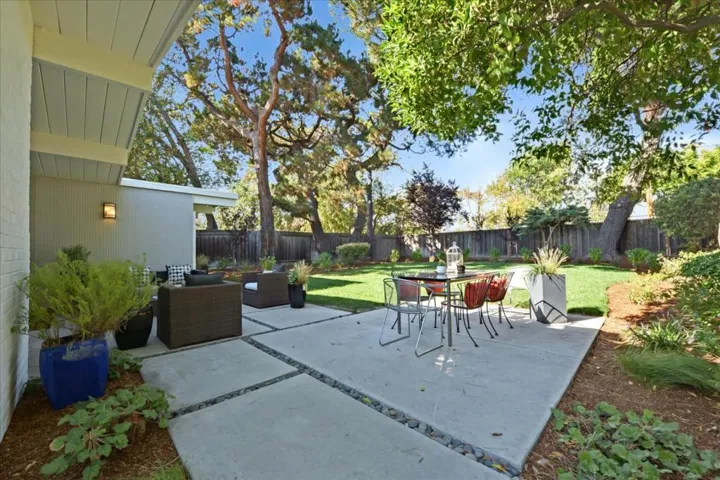 3401 Kenneth Drive, Palo Alto, California 94303