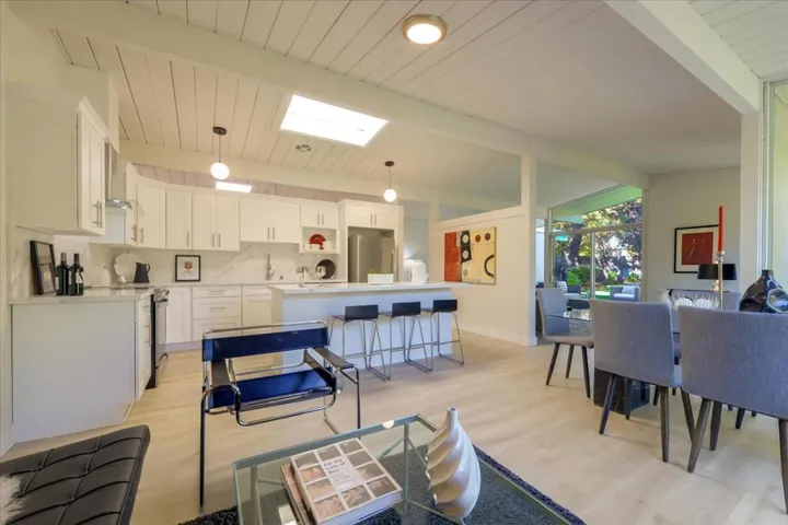 3401 Kenneth Drive, Palo Alto, California 94303